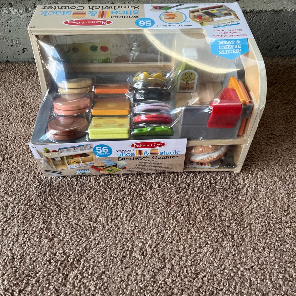 Melissa & Doug Colorful Wooden Sandwich Set
